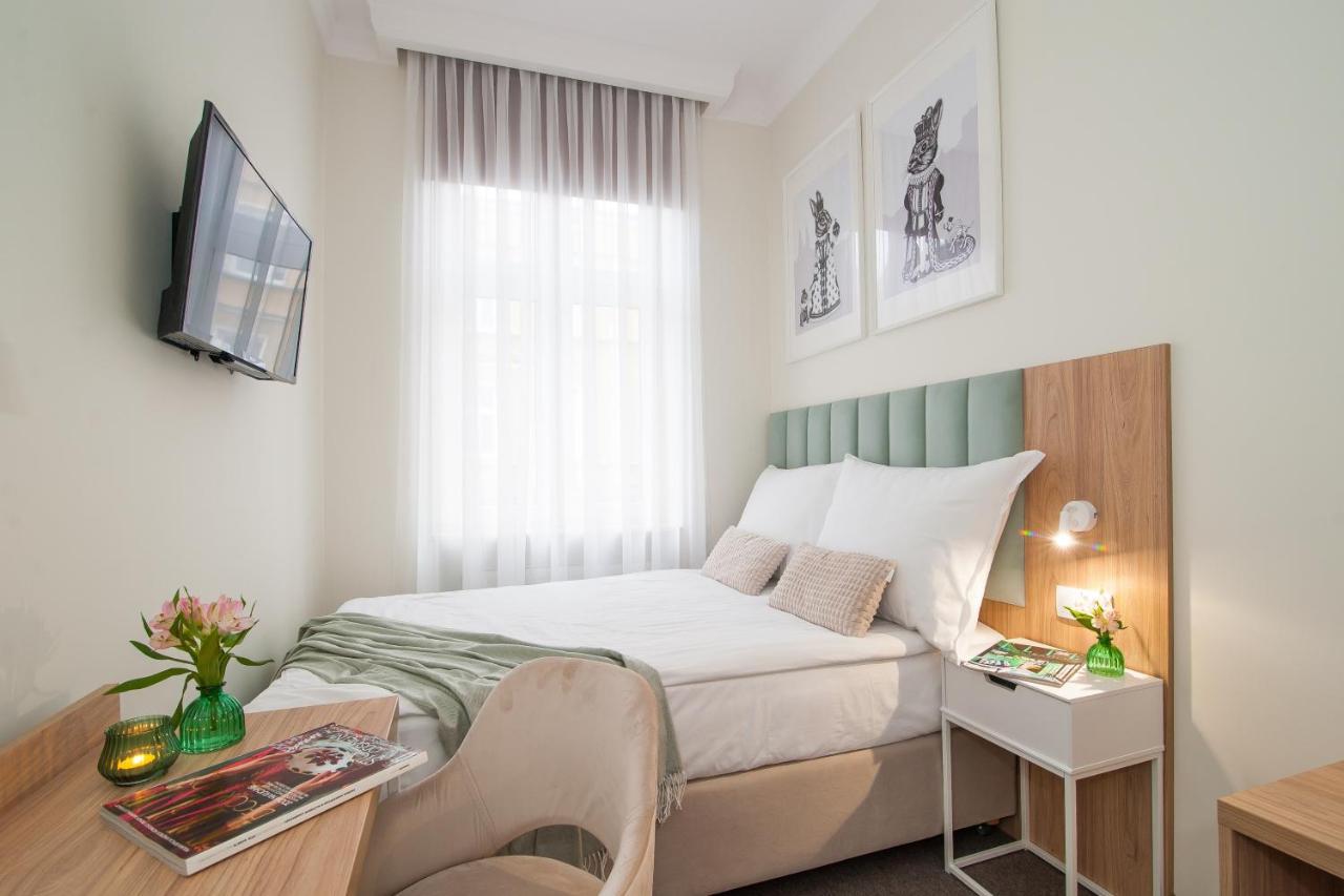 Hotel Awo Gniezno Habitación foto