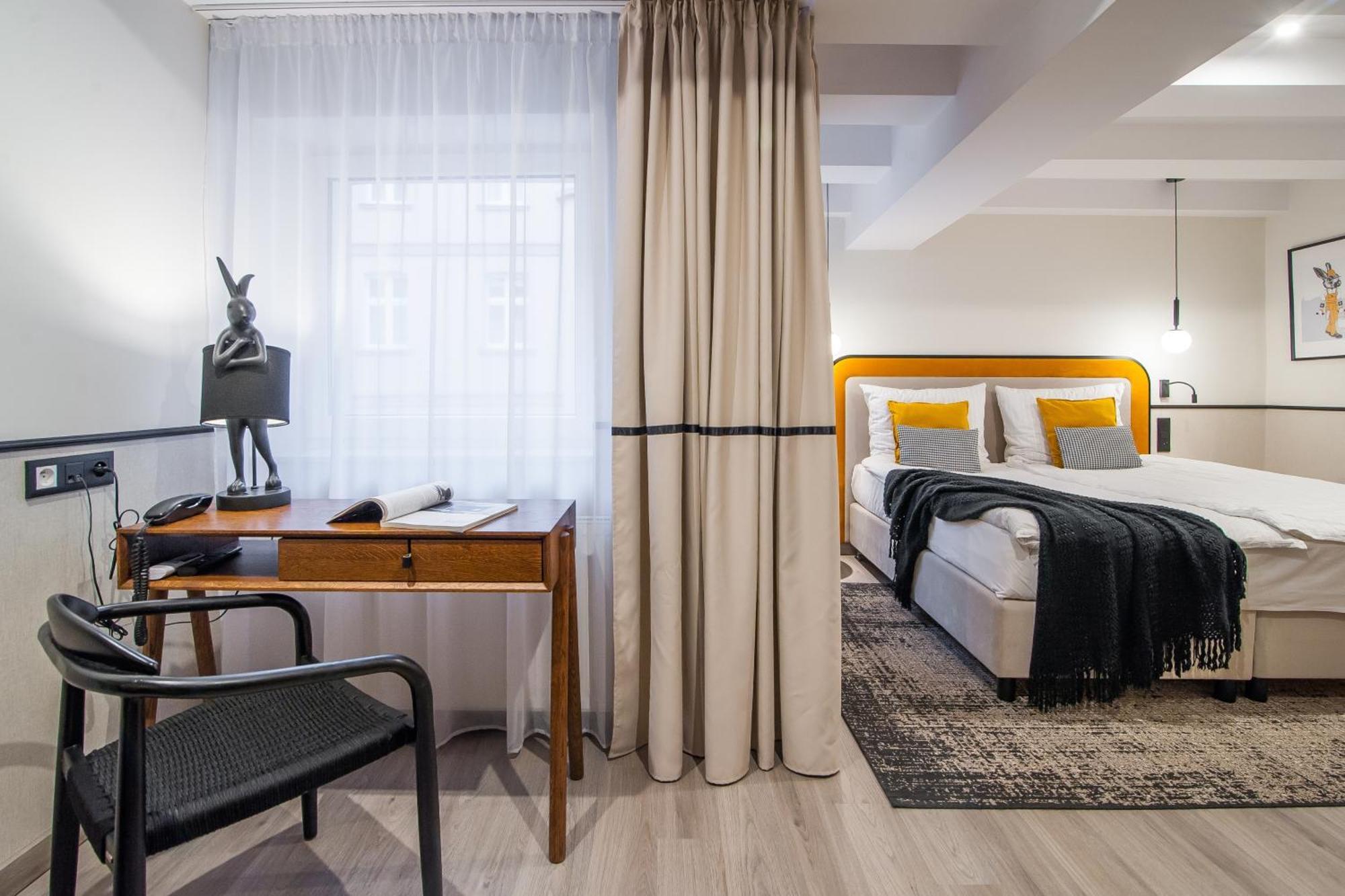 Hotel Awo Gniezno Habitación foto