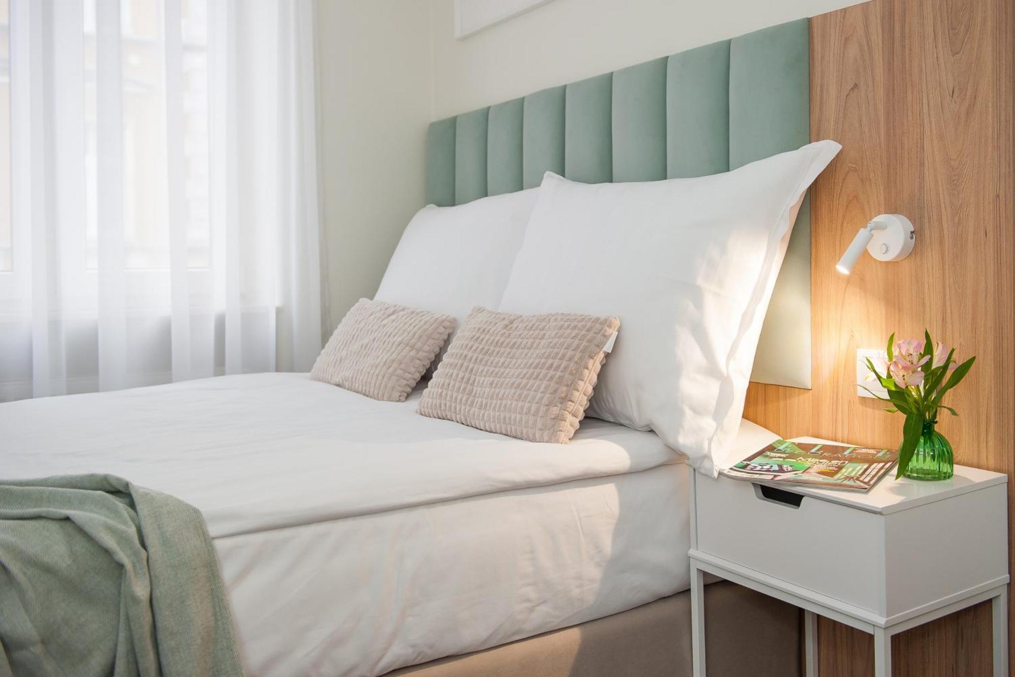 Hotel Awo Gniezno Habitación foto